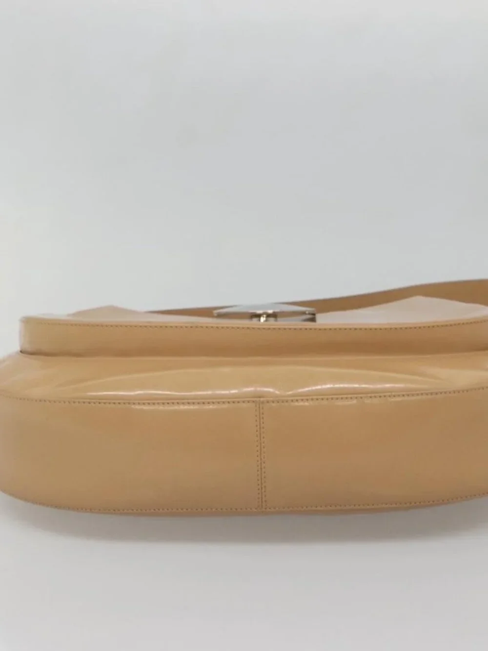 Salvatore Ferragamo Shoulder Bag Enamel Beige Silver Auth bs29120